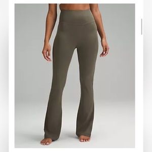 Lululemon groove super high rise flare don’t *nulu army green sz 2